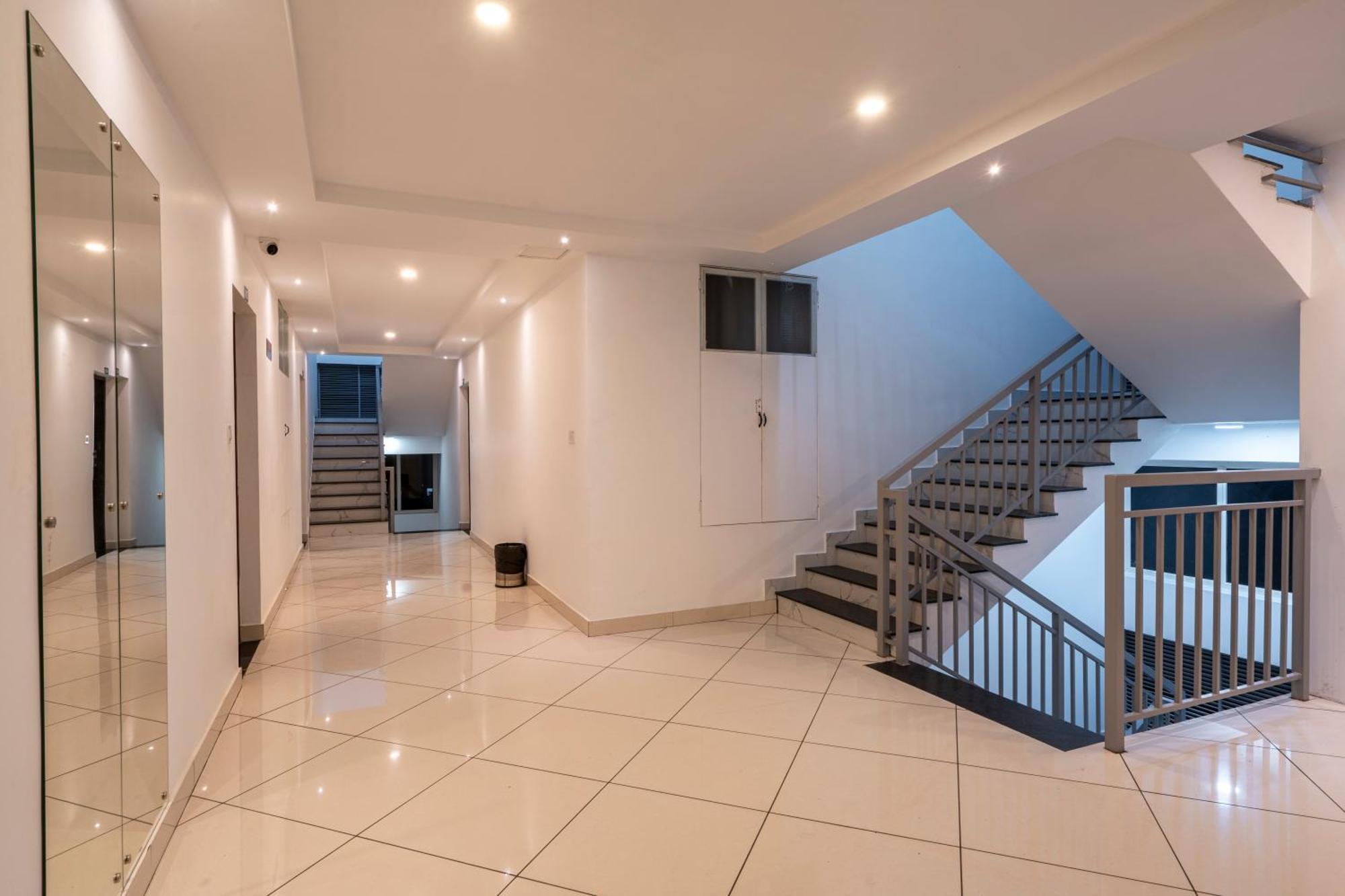 Bnb Homes, Technopark, Trivandrum Kazhakuttam ภายนอก รูปภาพ