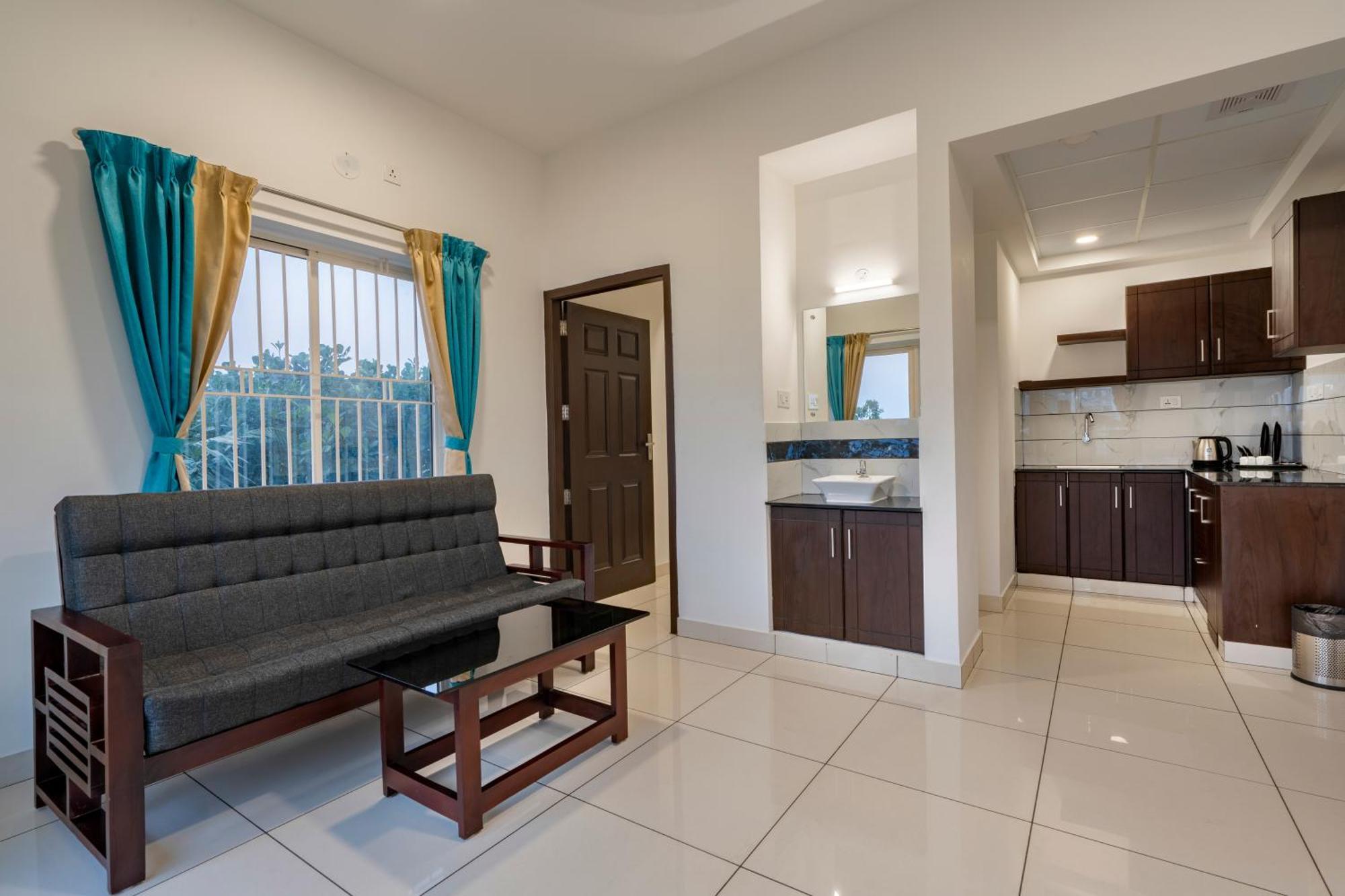 Bnb Homes, Technopark, Trivandrum Kazhakuttam ภายนอก รูปภาพ